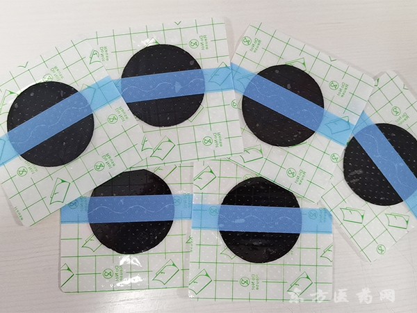 東進(jìn)藥業(yè)，奇/經(jīng)穴位壓力刺激貼打孔PU膜貼